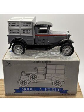 Liberty Classics Diecast Ford Model A Pickup 1/25 KuryAkyn Crate Bank #1068